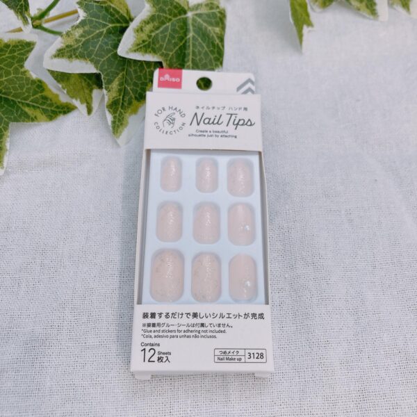 ダイソーの「Nail Tips」