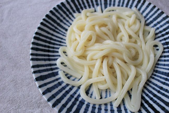 ボイルしたうどんの方がより”つるん”と仕上がった