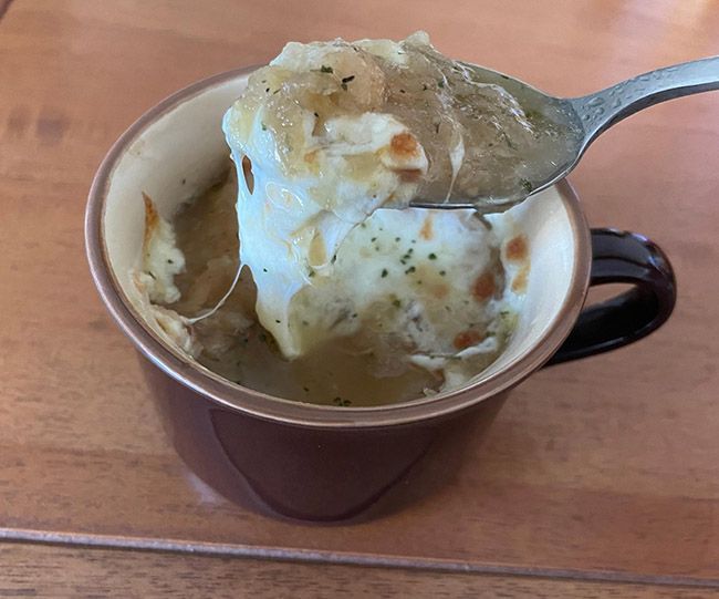 味もお店で食べるオニオングラタンスープの味