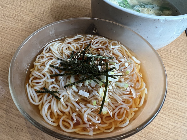 〆のさっぱり冷やしそうめん