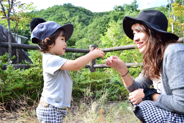 イヤイヤ期の子どもへの接し方