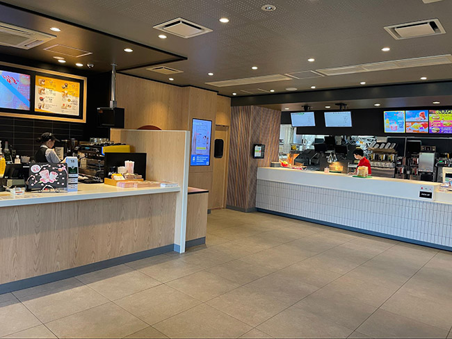 マックカフェバイバリスタ専用のレジがある