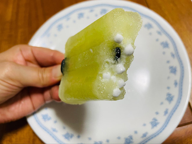 ラムネの食感・味がメロンバーのシロップによく合う