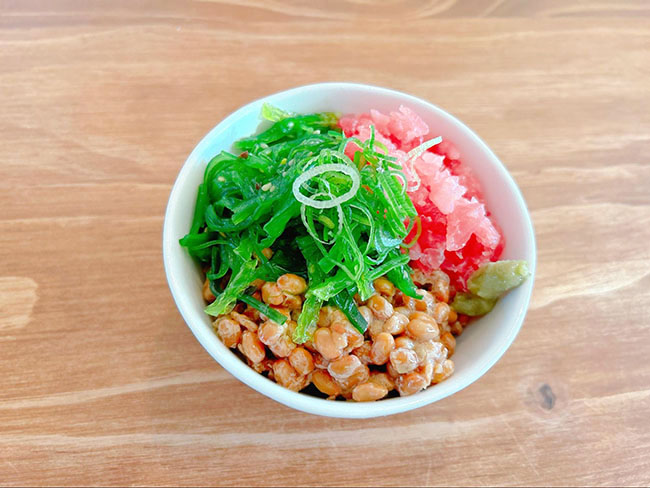 まぐろのたたき丼