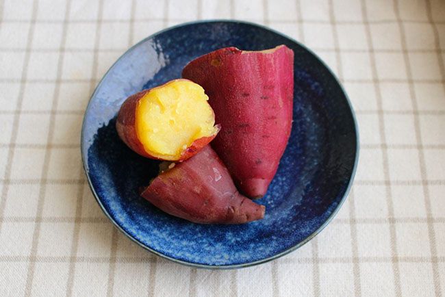 電子レンジで焼き芋を作る方法