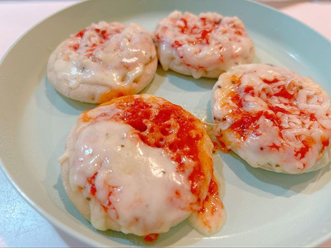 電子レンジでミニピザ