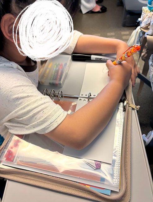 暇つぶしノートのおかげで穏やかな移動時間