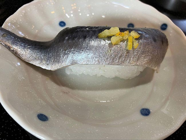 ②刻み柚子　酢〆いわし