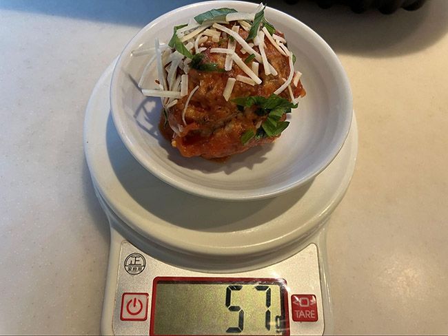 ゴルフボールよりも1まわり大きいサイズ感