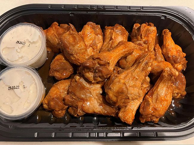 バッファローチキンのブルーチーズソース