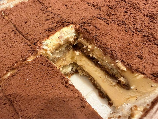 すべて外れたら、そのまま持ち上げる