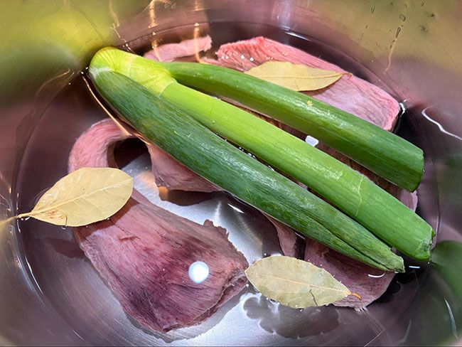 1~2時間程度じっくり煮込み